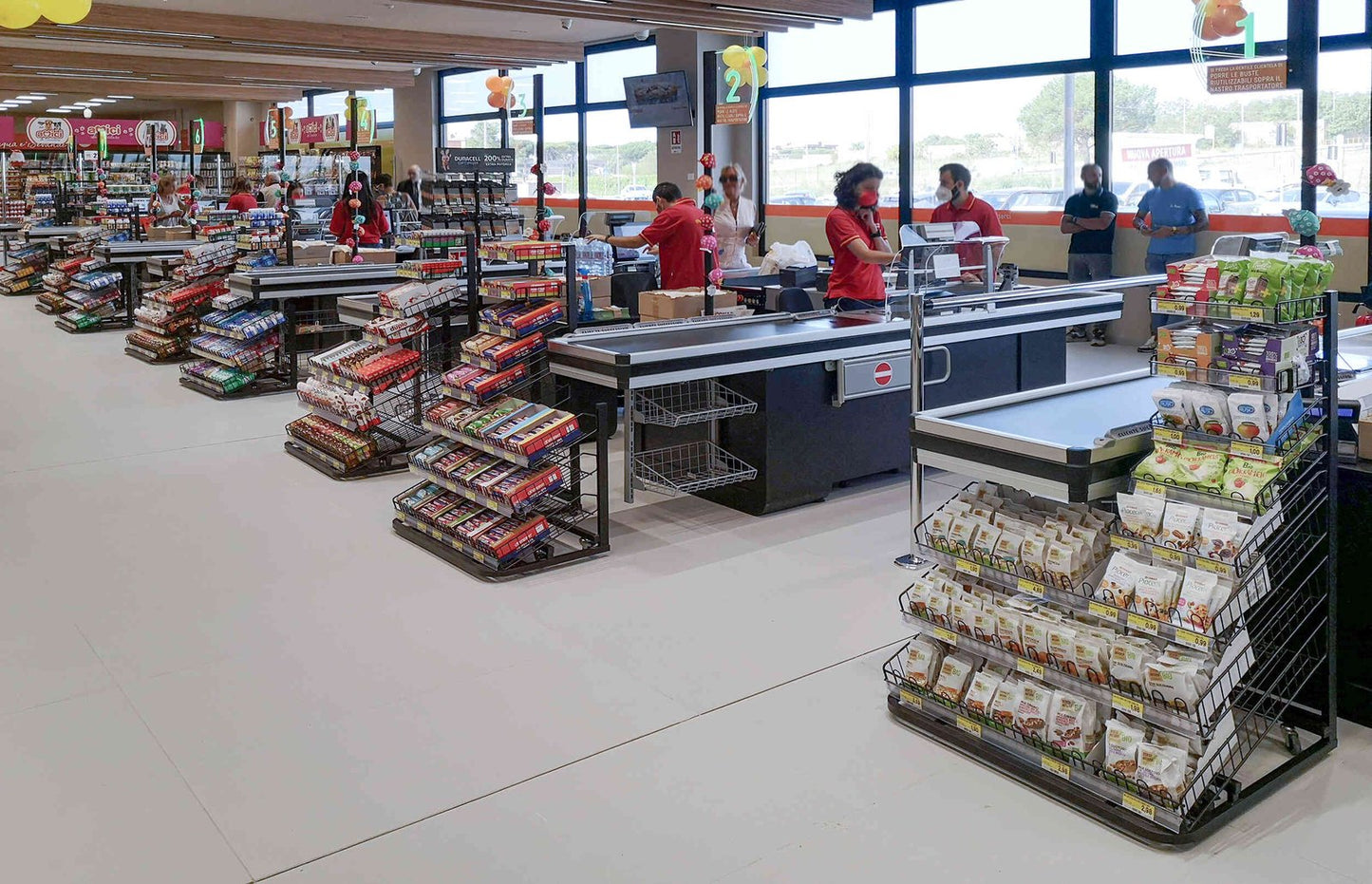 Intrac Quadra checkout line in a Conad superstore