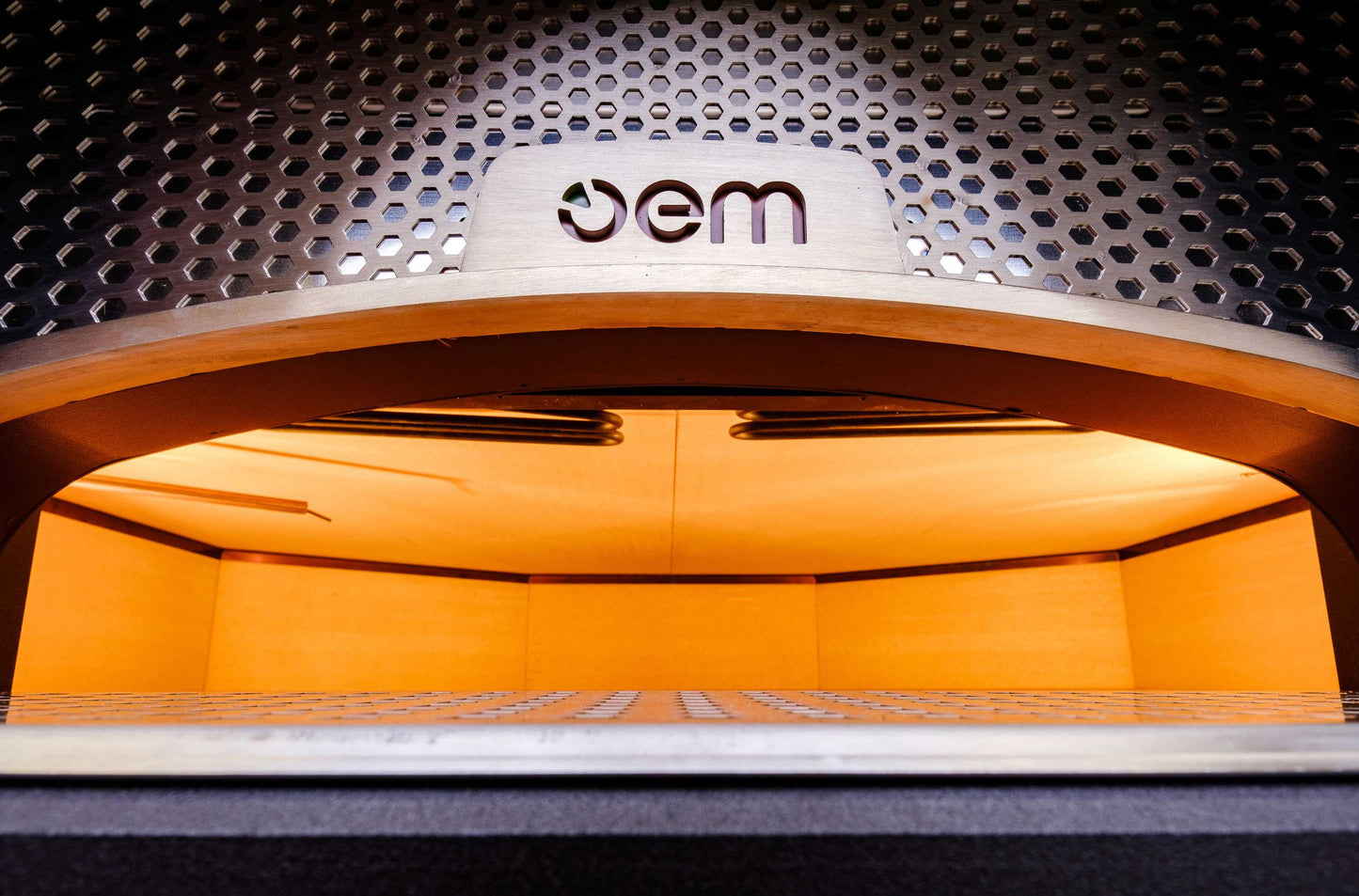 OEM DOME electric pizza oven, refractory brick baking chamber interior