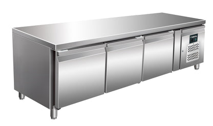 Saro UGN 3100 TN three-door refrigerated counter