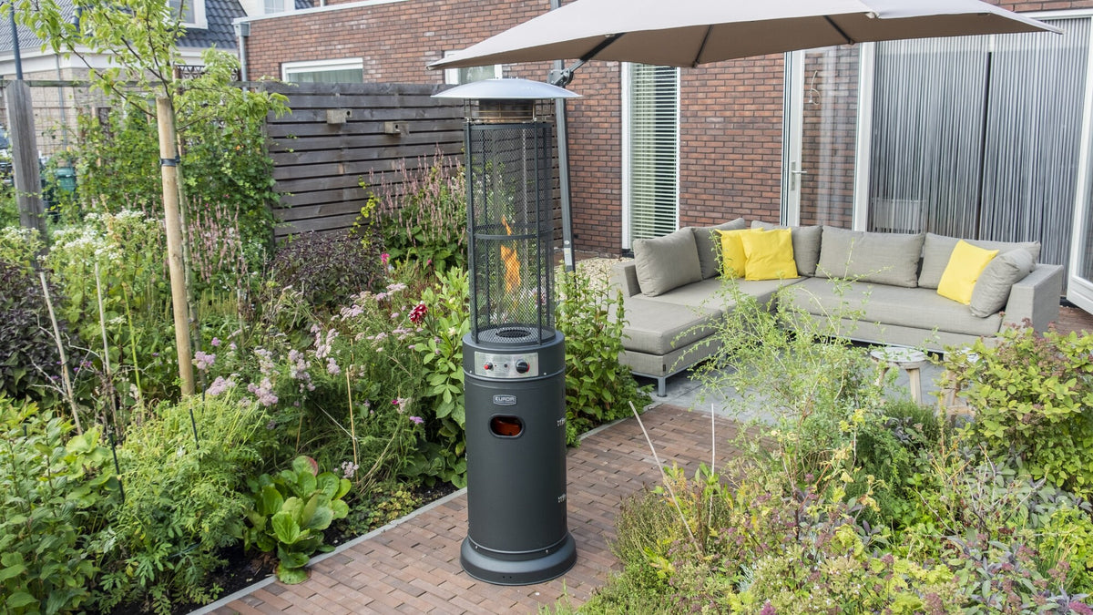 Saro Flameheater Round 11000 gas patio heater, standing