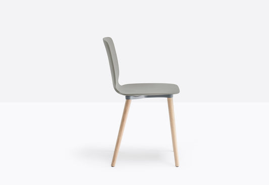 Pedrali Dining Chair Babila, Ash Legs, Technopolymer Shell
