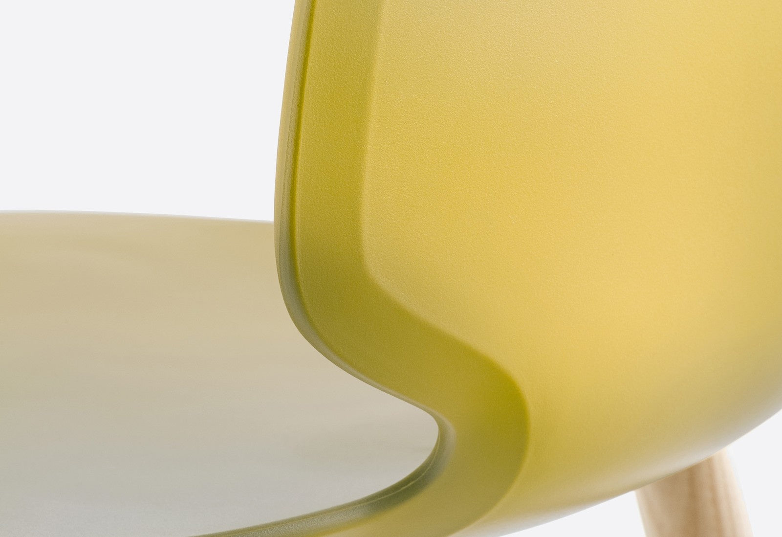 Babila Dining Chair, Ash Legs, Technopolymer Shell