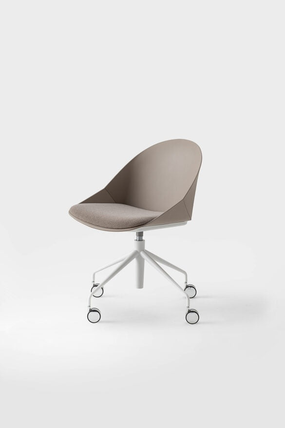 Kross Polypropylene Chair, Sled Base, 6 Colors