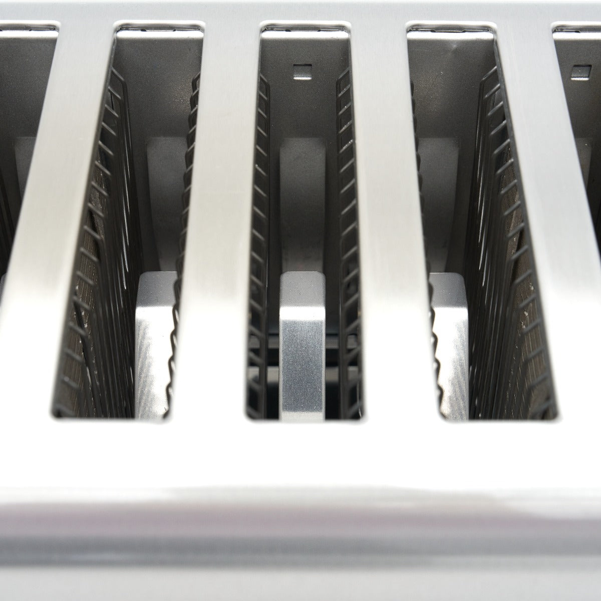 Maxima Toaster MT-6, 2, 4 or 6 Slices, Adjustable Timer, additional view