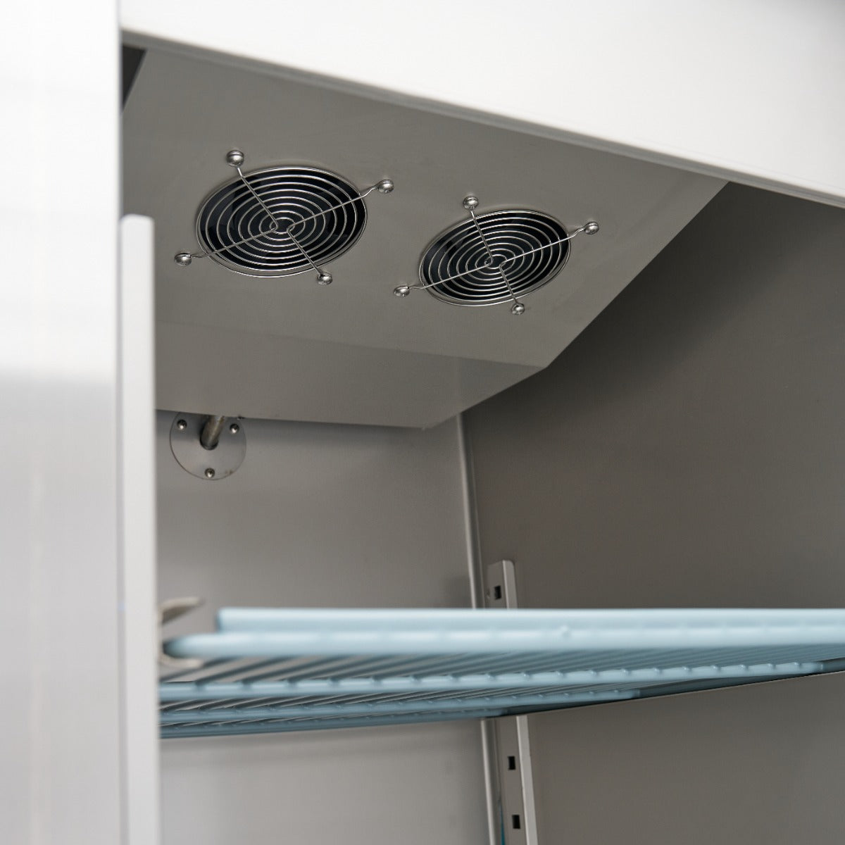 Maxima Upright Freezer, 600 L, GN 2/1, 3 Shelves, on Wheels, additional view