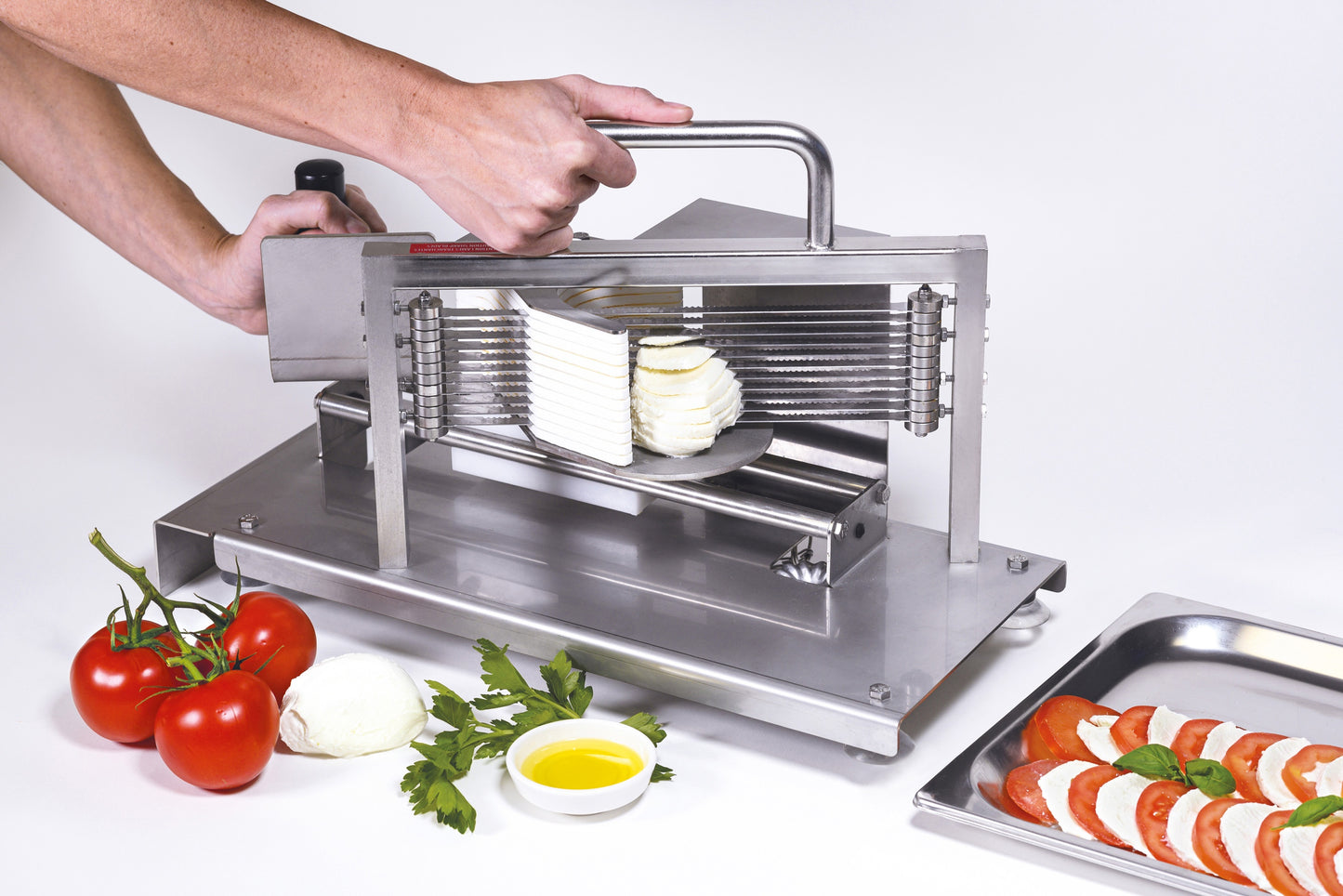 Caprese Mozzarella & Tomato Slicer, 5.5 mm