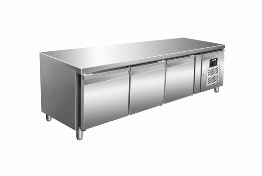 Refrigerated Undercounter Table, 3 Doors, 317 L
