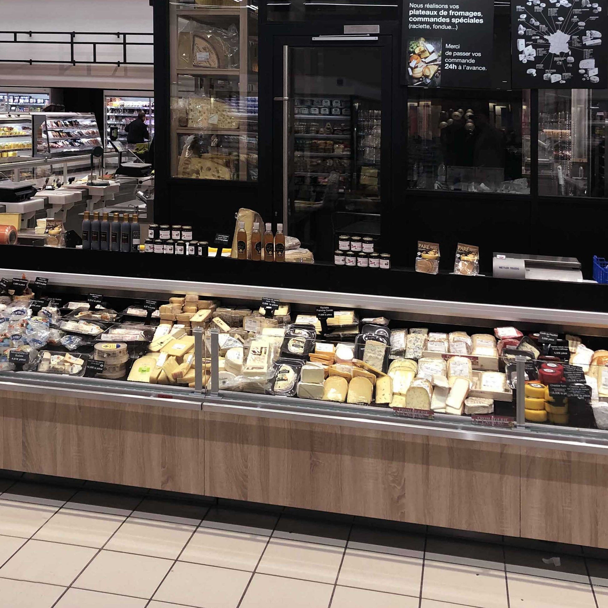 Serve-Over Refrigerated Counter, All-Glass, M1/M2