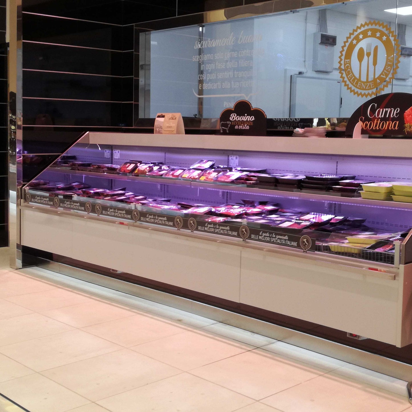 Belgrado 2 Serve-Over Counter, Multi-Temp