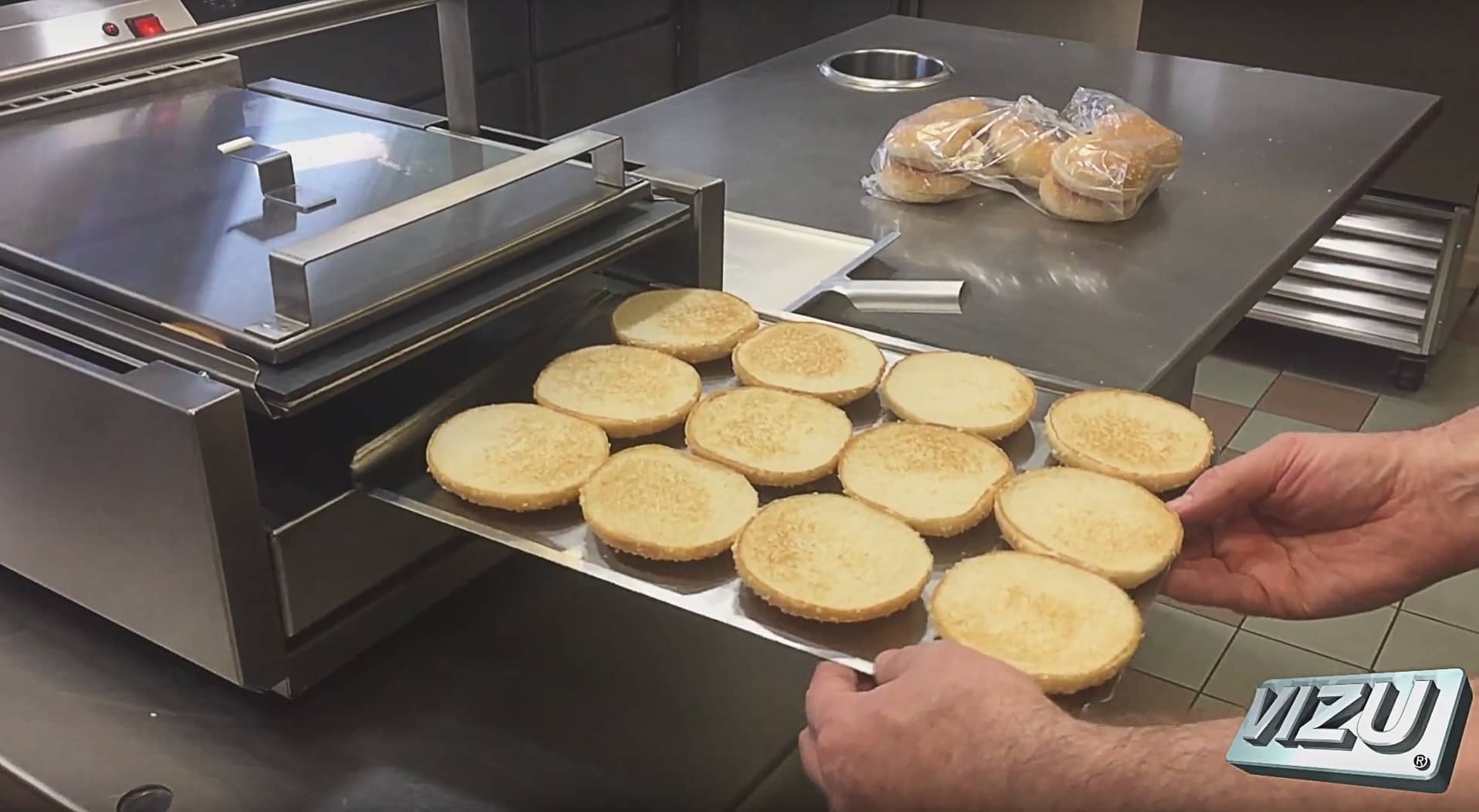 Auto Batch Bun Toaster, 12 Buns, 2.5 kW