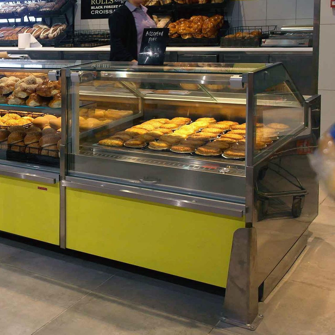 London 3 Serve-Over Counter, 0/+4°C, Remote