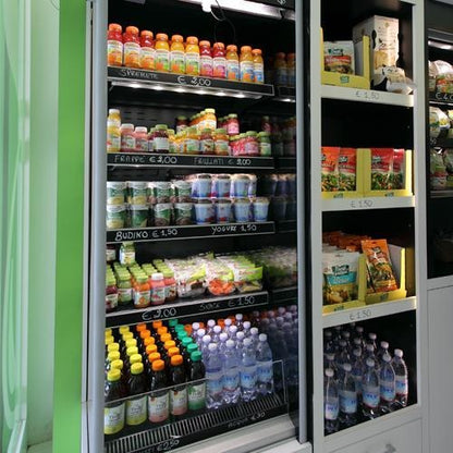 Vertical Multi-Deck Display Cabinet, +2/+4°C, R290