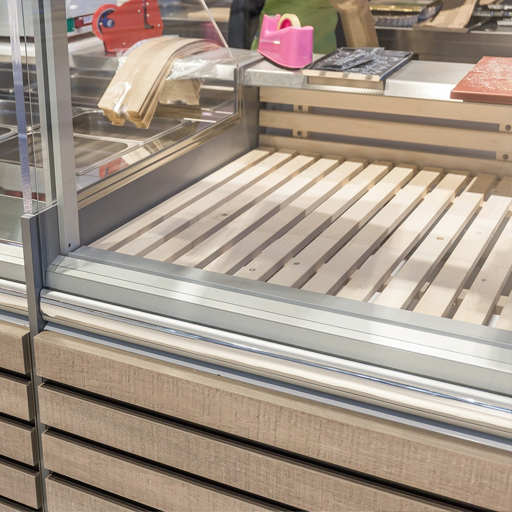 Serve-Over Counter, Major