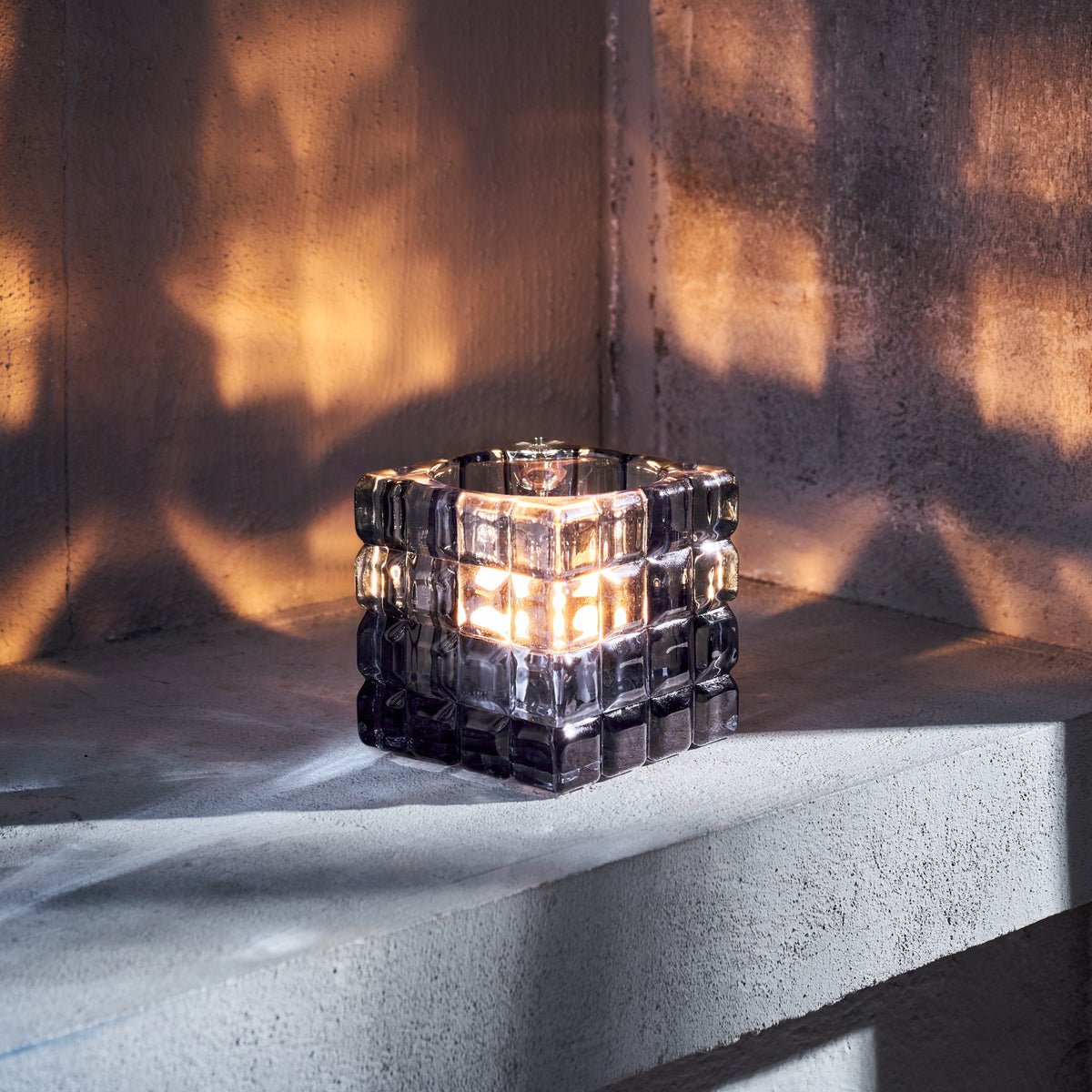 Yuyu Cube Smoke Grey, 95 x 95 x 95 mm
