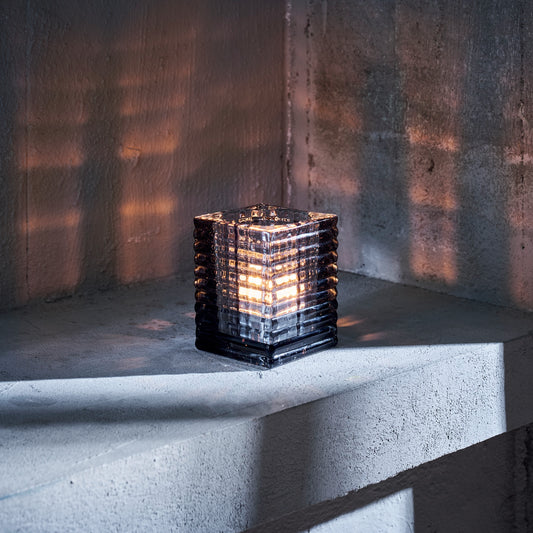 Yuyu Cube Smoke Grey, 74 x 74 x 94 mm