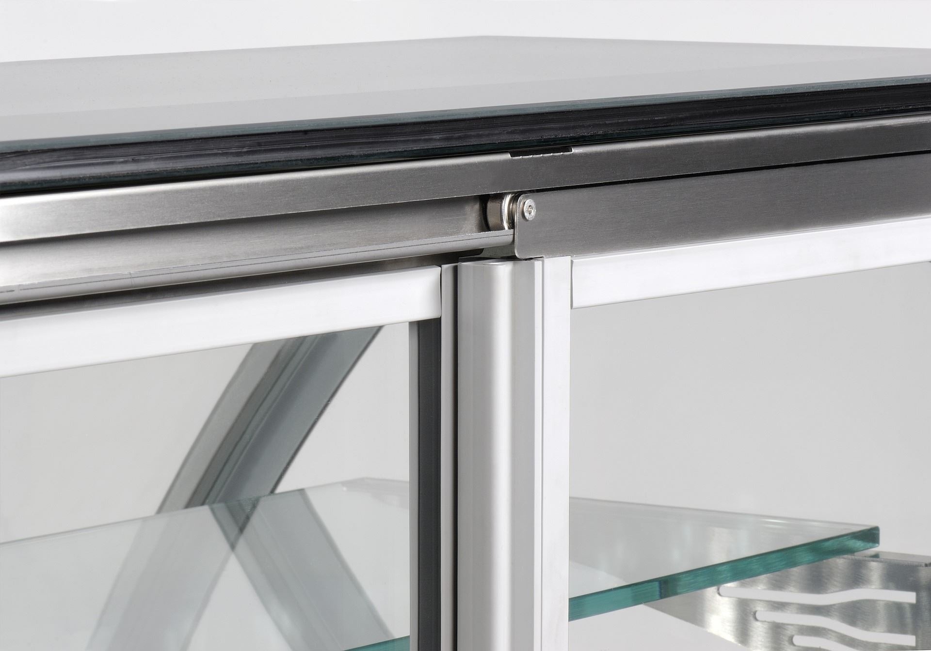 Self-Service Pastry Display Cabinet, 2-8°C, 0.72 kW