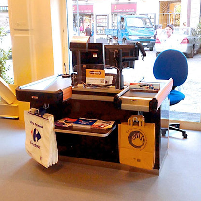 Onda Checkout Counter, Customisable, Italy