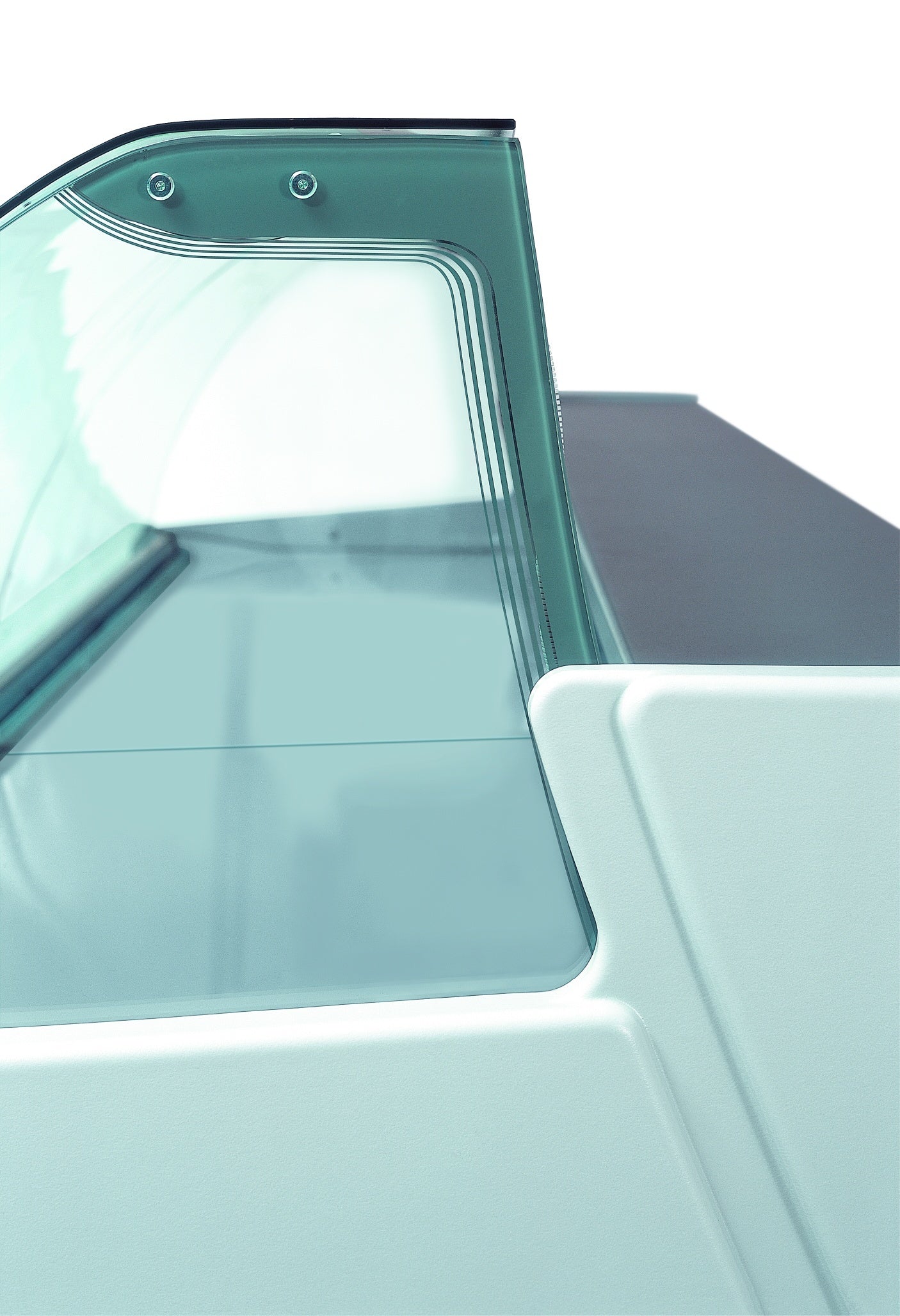Kristina Serve-Over Counter, 1–5°C, Curved Glass