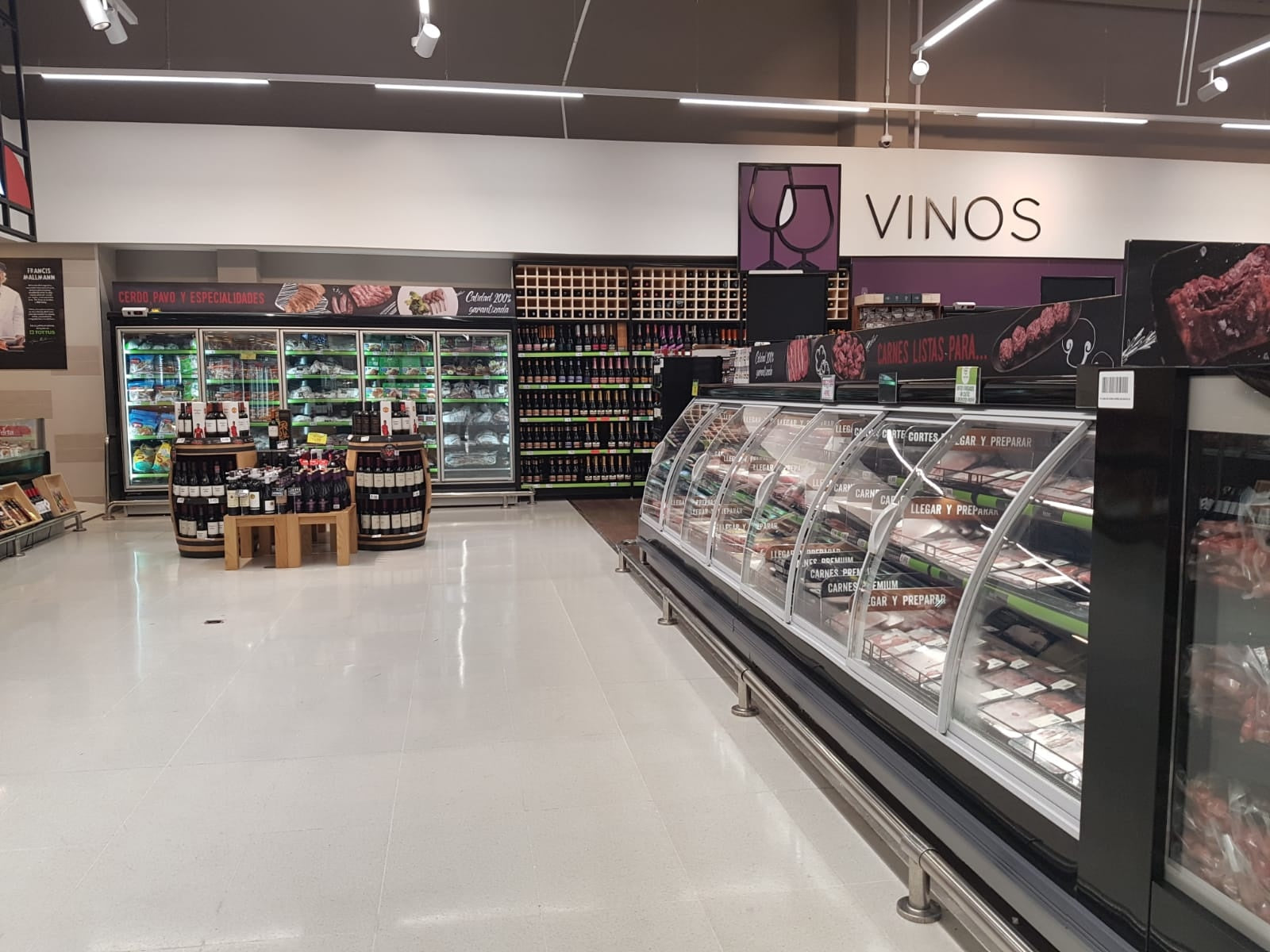 Venezia Wall Multideck, Sliding Doors, Remote