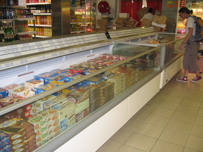 Closed Refrigerated Island, Frozen Food Display