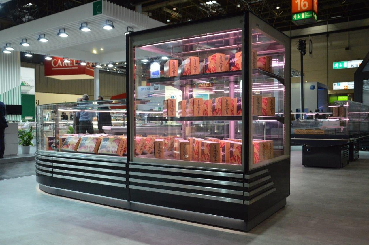 Admiral Tower Display Unit, 180 cm, 2 Glass Shelves