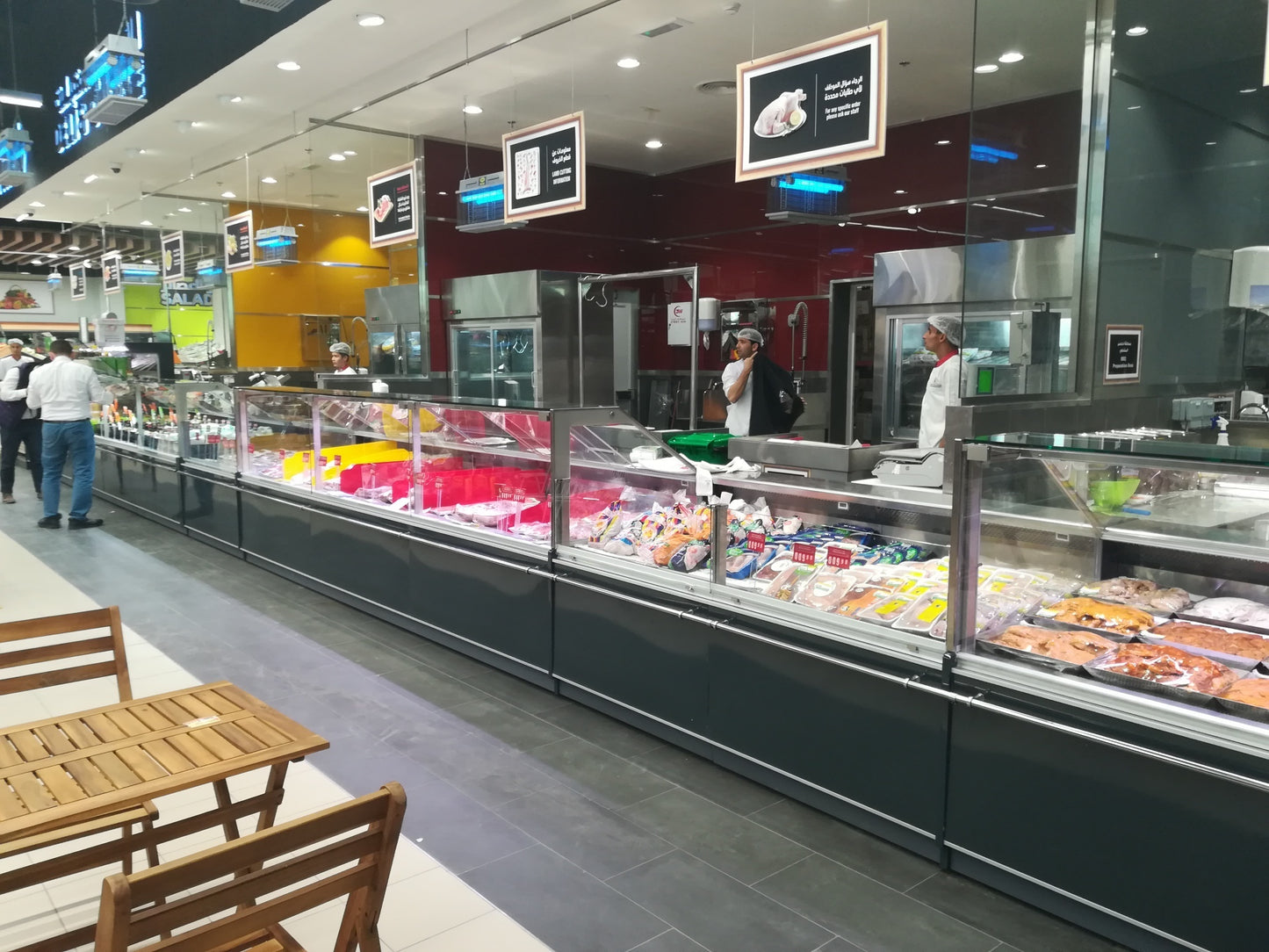 Refrigerated Serve-Over Counter, Straight Glass