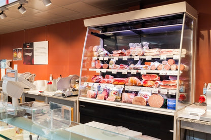 Back-Wall Multi-Deck Refrigerated Display, Remote