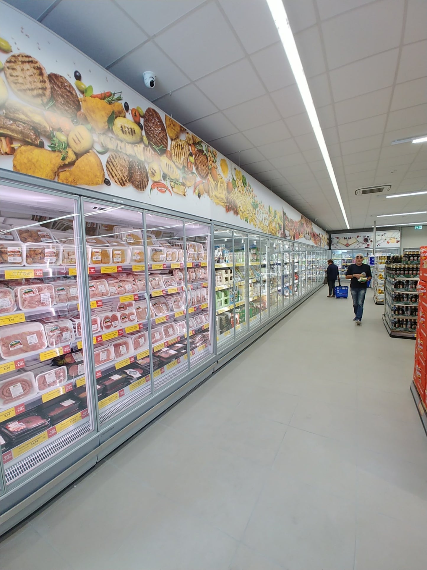 Venezia Overview Wall Multideck, Glass Doors, LED