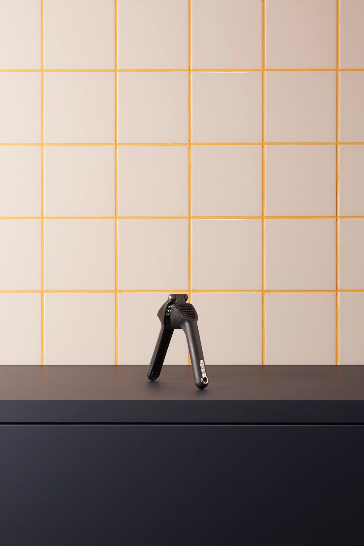 Let's Cook Garlic Press, 230 x 90 mm