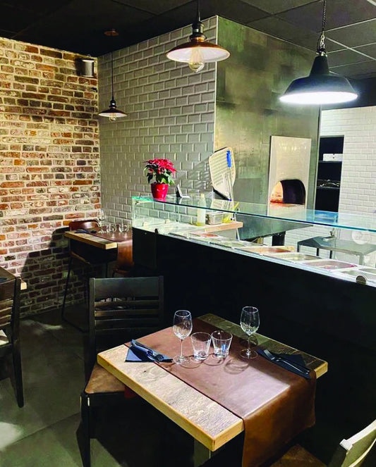 Pavesi Forni Twister Side combination oven installed in a pizzeria