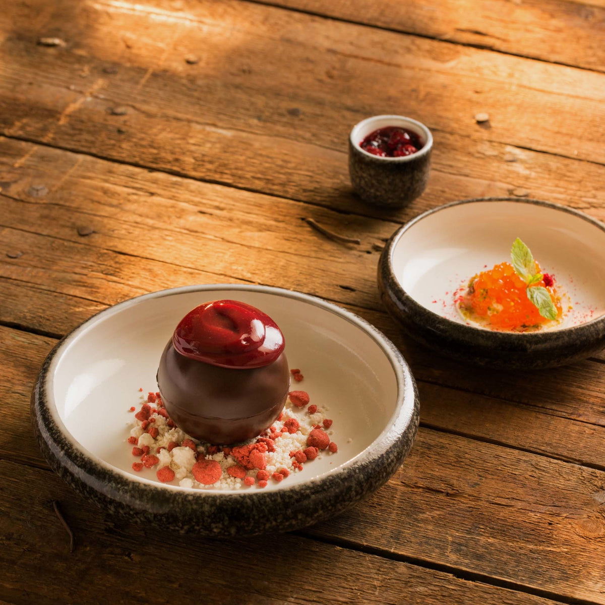 Fine Dine Silk deep presentation bowl