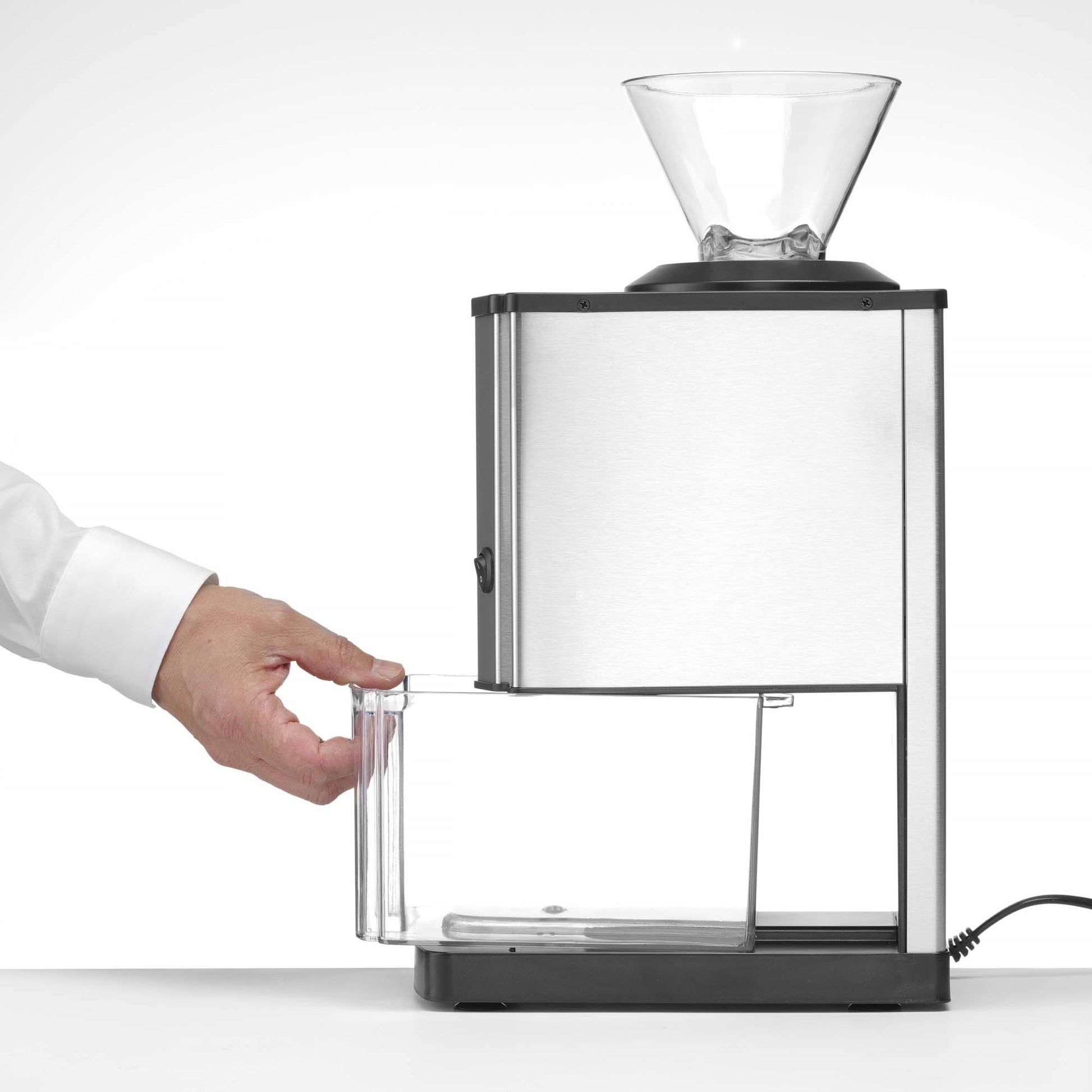 Stainless steel housing ice crusher, 220V, 50/60Hz, 60-80W