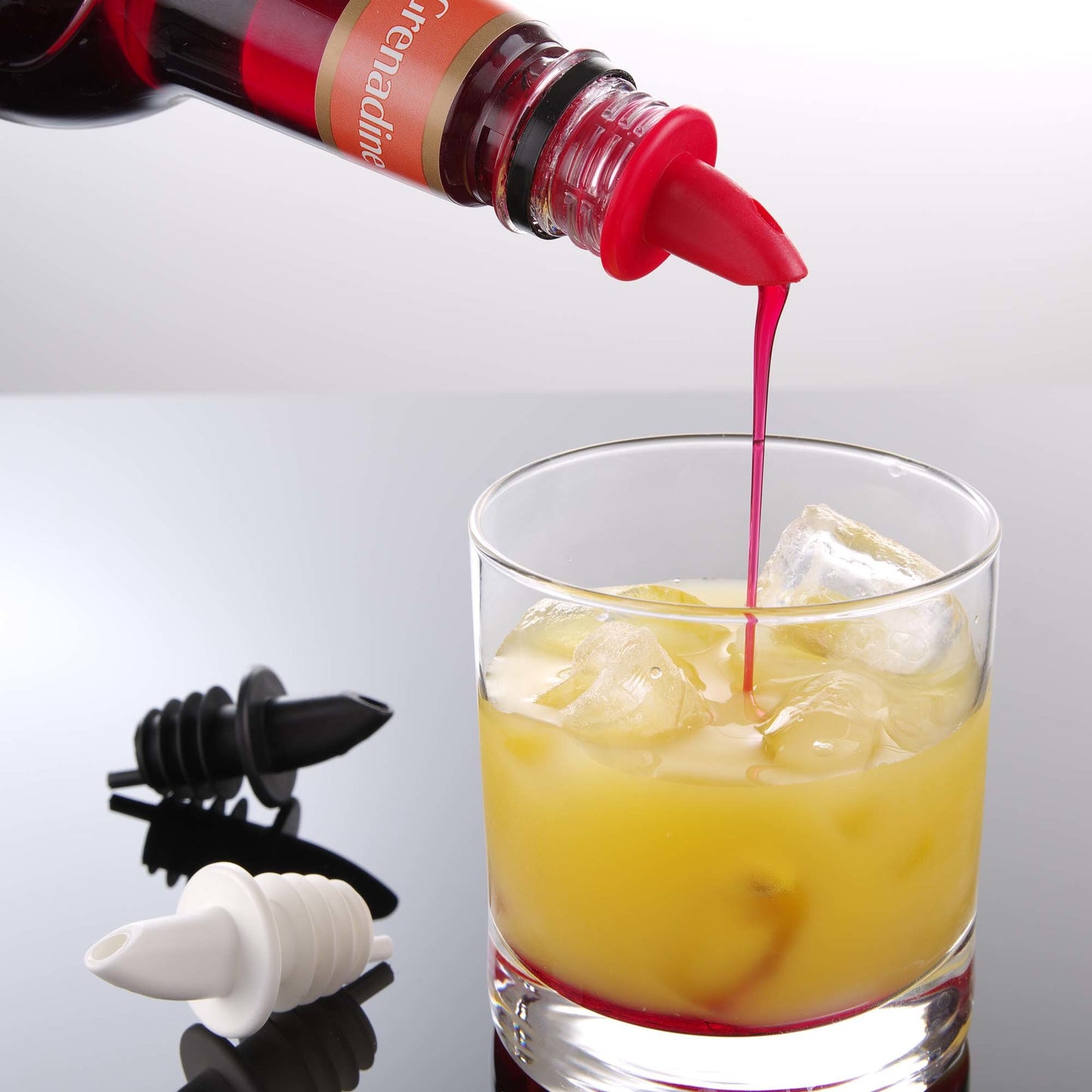Set of 6 - EVA Free Flow Pourer (2x black, 2x clear, 2x orange)