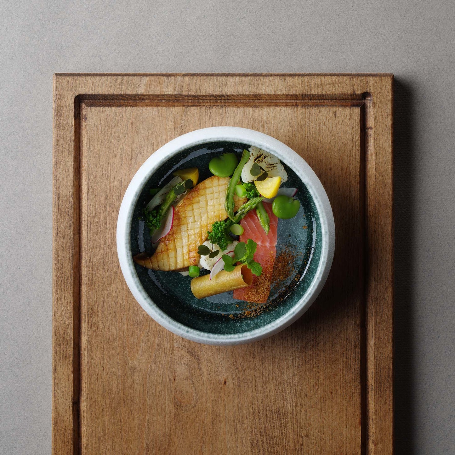 Goro White Bowl