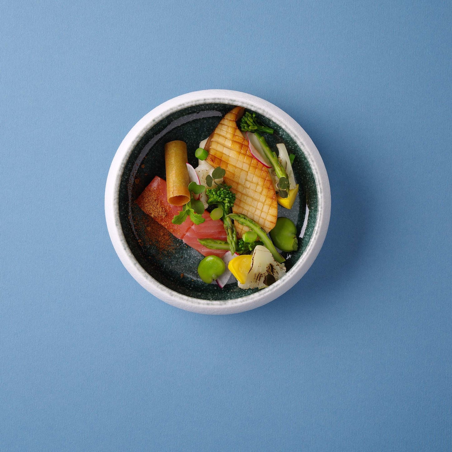 Goro White Bowl