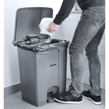 Rectangular waste container with treadle