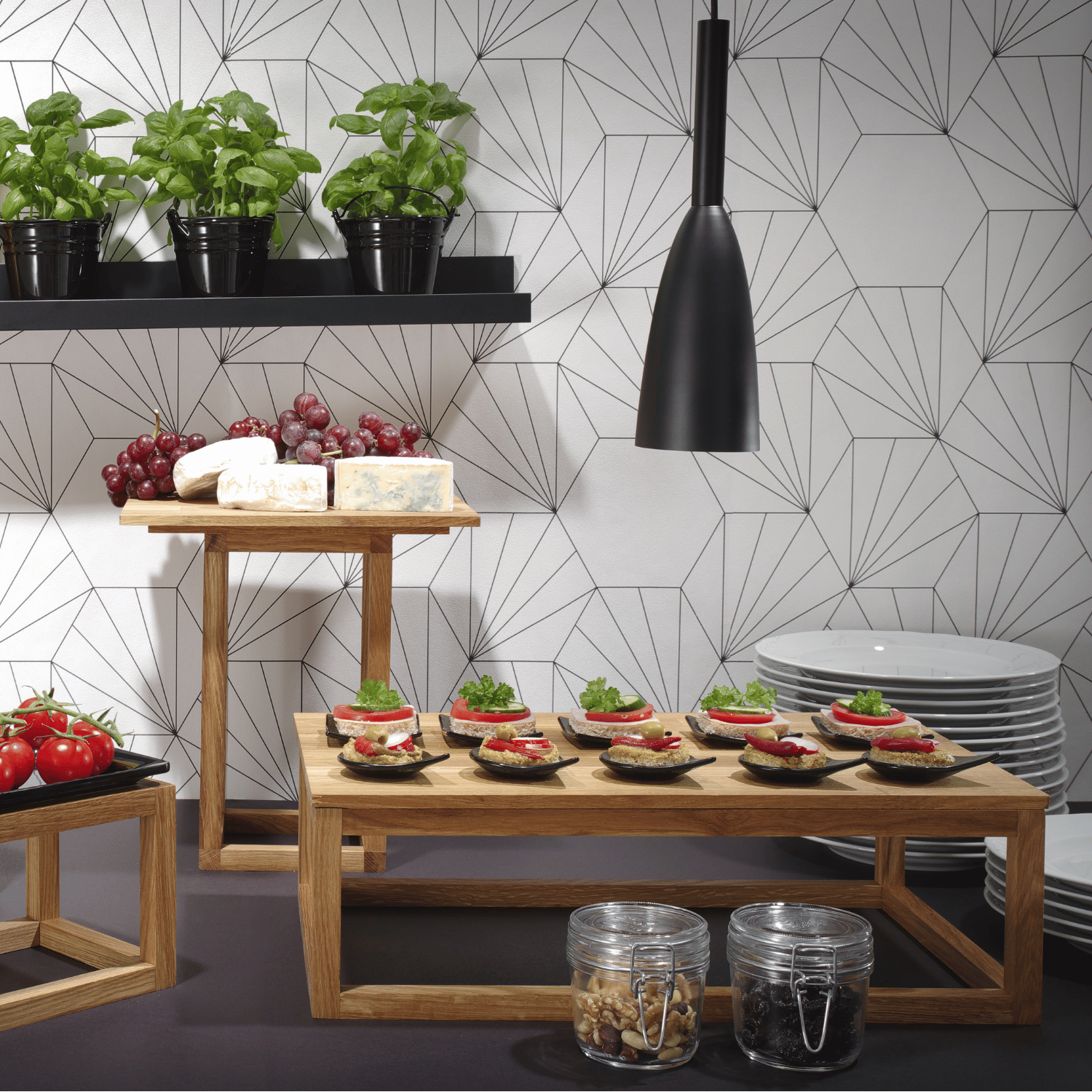 System Madeira frame base for tray