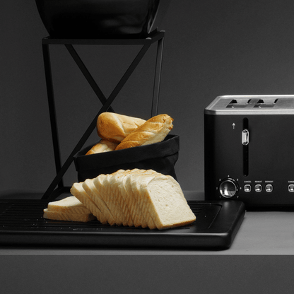 Madeira bread cutting board