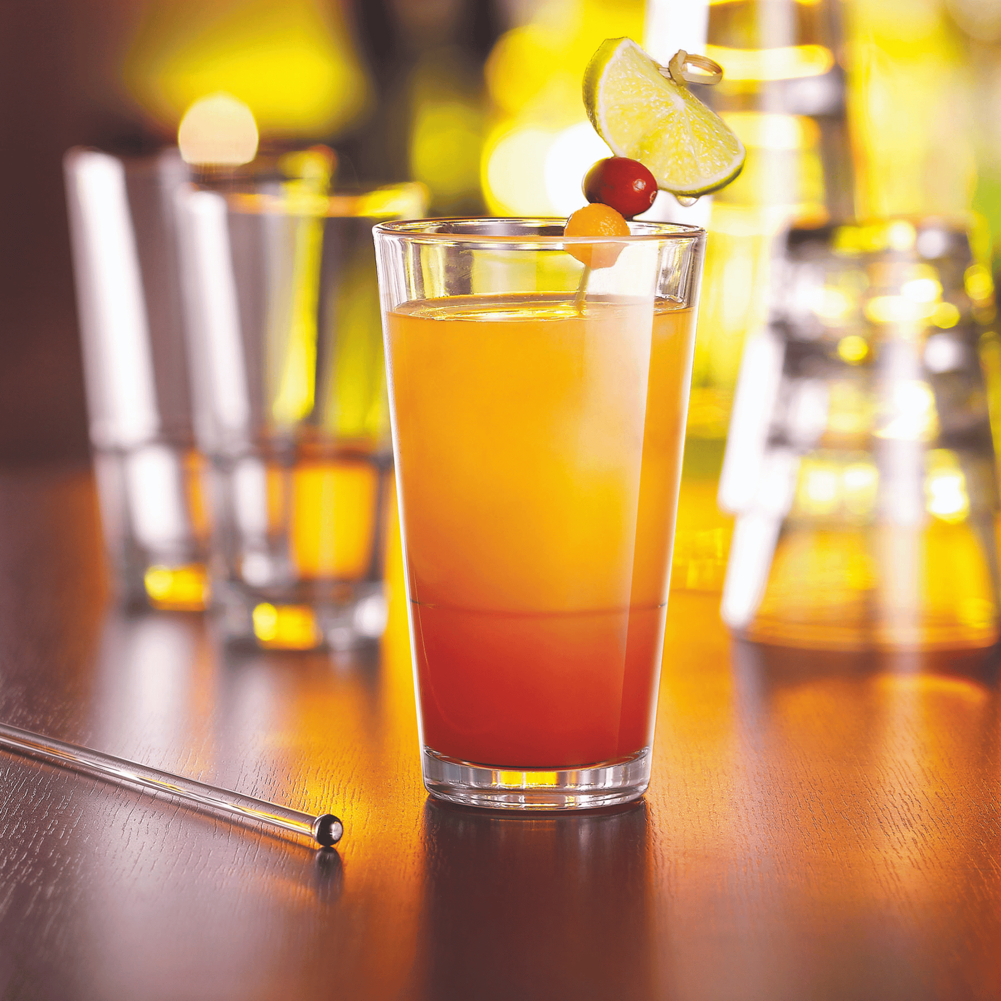 Boston shaker, Bar up