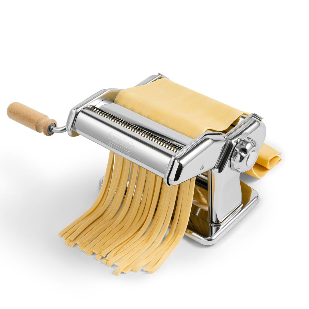 Imperia iPasta chrome manual pasta machine cutting fresh tagliatelle