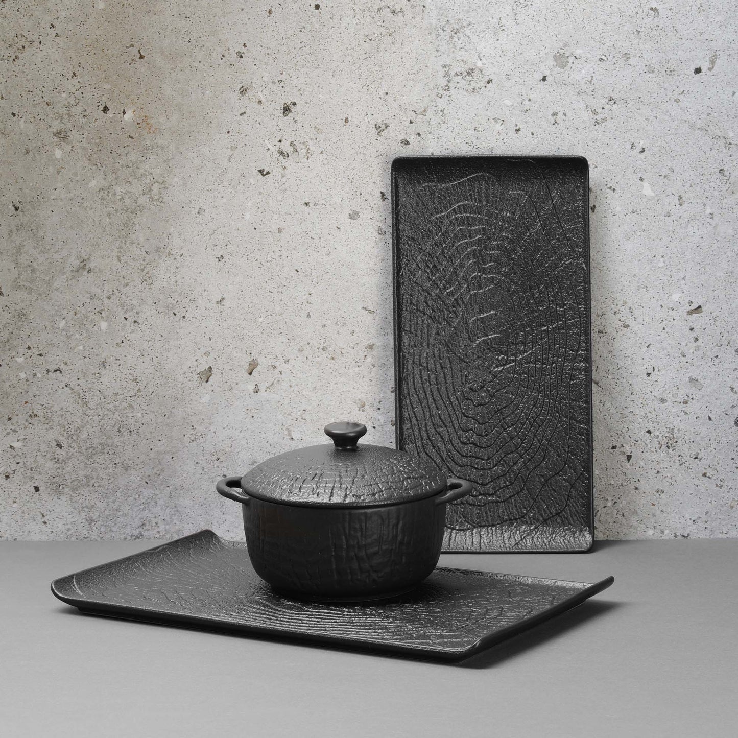 Fine Dine Crust handle tureen with lid, 140mm