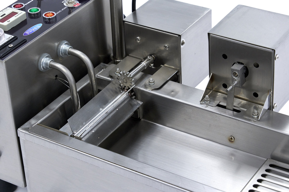 Maxima Automatic Donut Maker, 450 Donuts/h, 13 L Oil Capacity, additional view